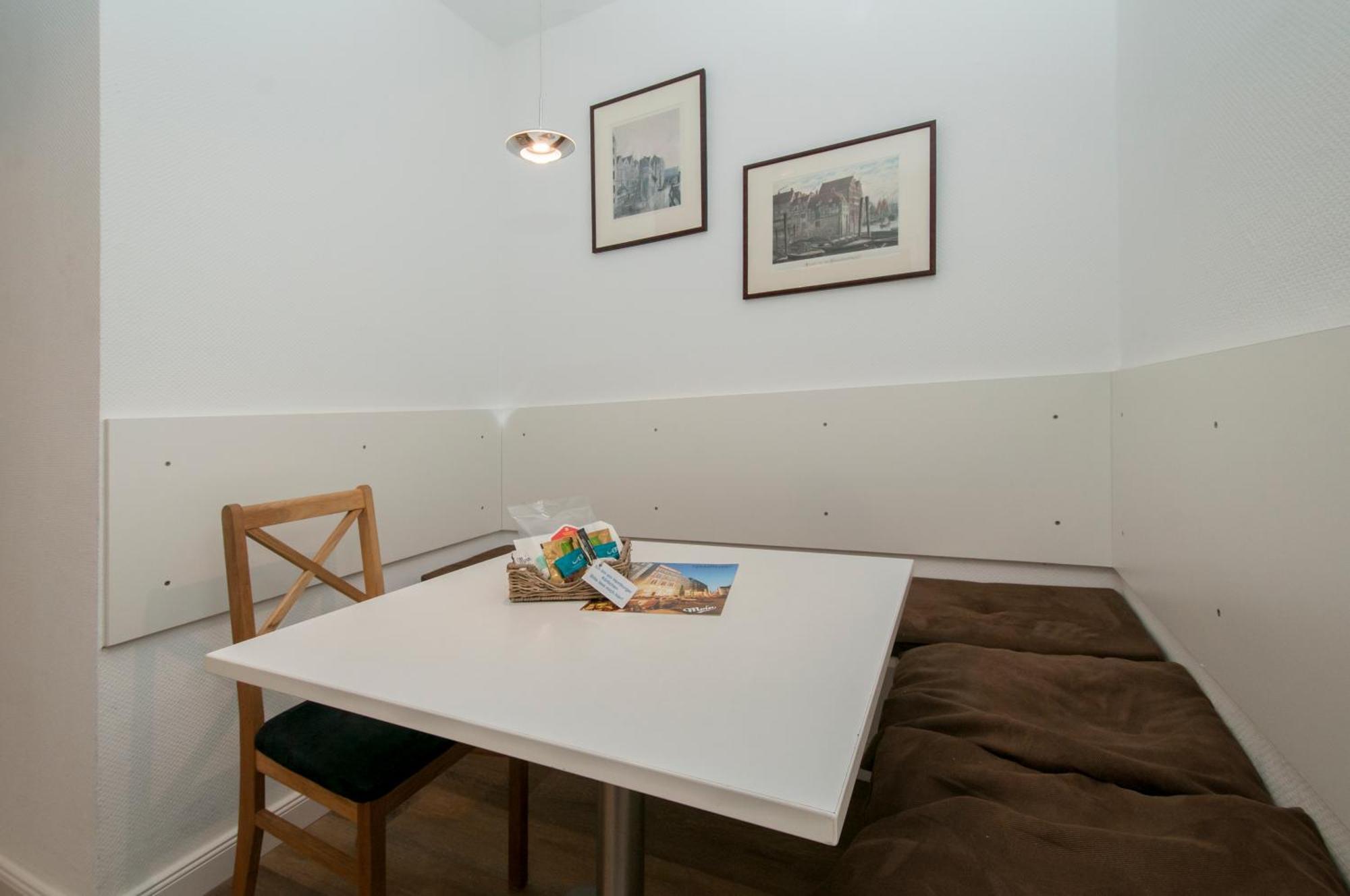 Appartements In Der Historischen Deichstrasse Contactless Check In Αμβούργο Δωμάτιο φωτογραφία