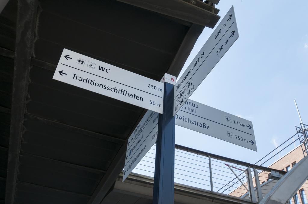 Appartements In Der Historischen Deichstrasse Contactless Check In Αμβούργο Εξωτερικό φωτογραφία