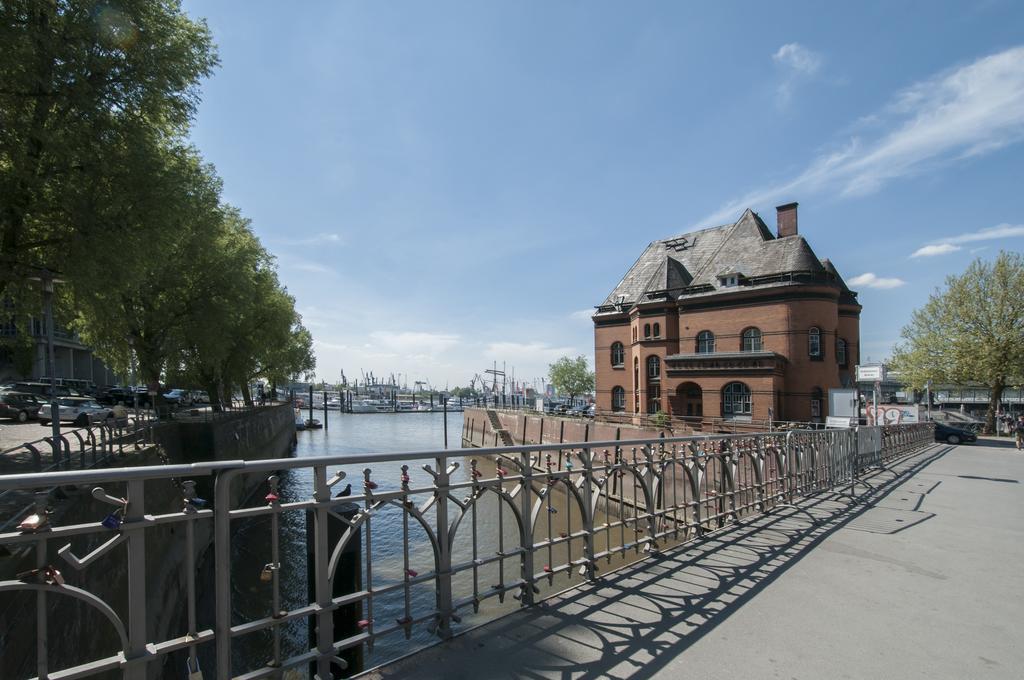 Appartements In Der Historischen Deichstrasse Contactless Check In Αμβούργο Εξωτερικό φωτογραφία
